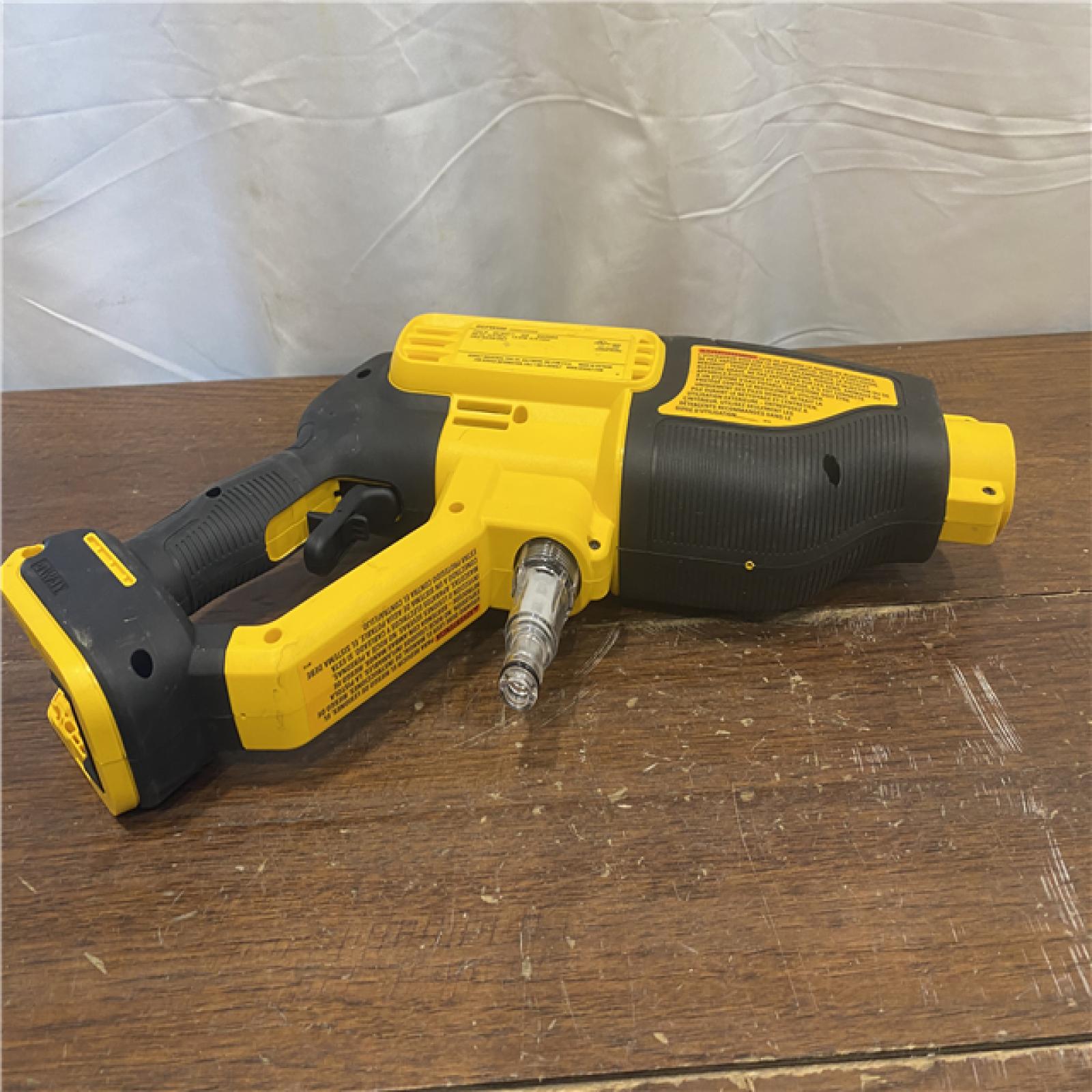 AS-IS Dewalt 20V 550 PSI  1 GPM Cordless Power Cleaner W/ 4 Nozzles Tool-Only DCPW550B