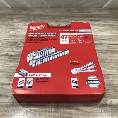 NEW! - Milwaukee 1/2 in. Drive SAE/Metric Ratchet and Socket Mechanics Tool Set (47-Piece)