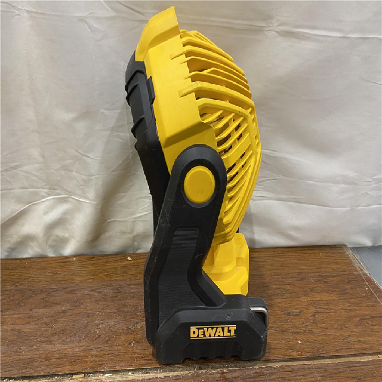AS-IS DeWALT 20V MAX Variable Speed Jobsite Fan - Tool Only
