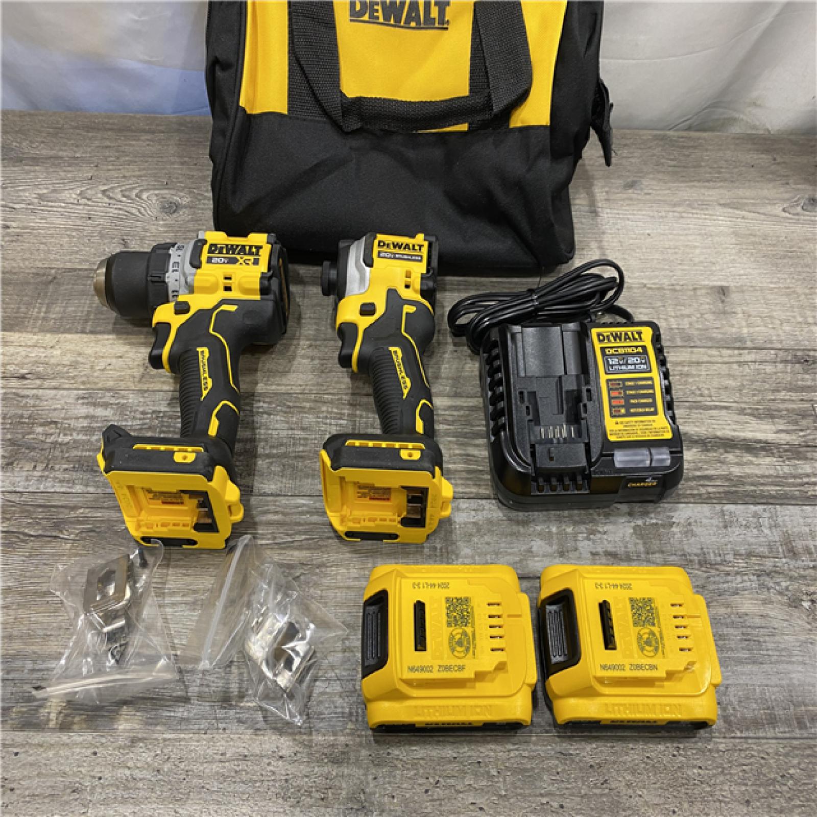 AS-IS DEWALT 20V MAX XR Cordless Drill/Driver  ATOMIC Impact Driver 2 Tool Combo Kit