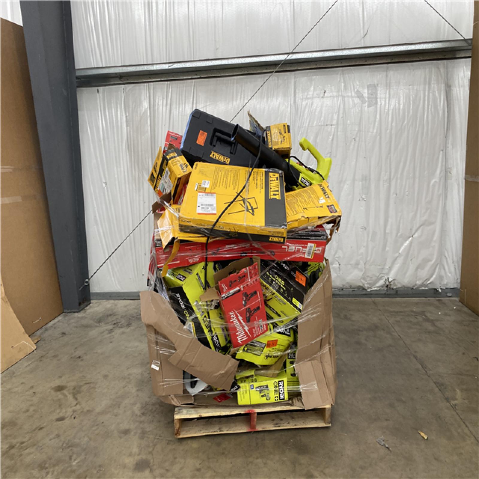 Houston Location AS IS - Tool Pallet