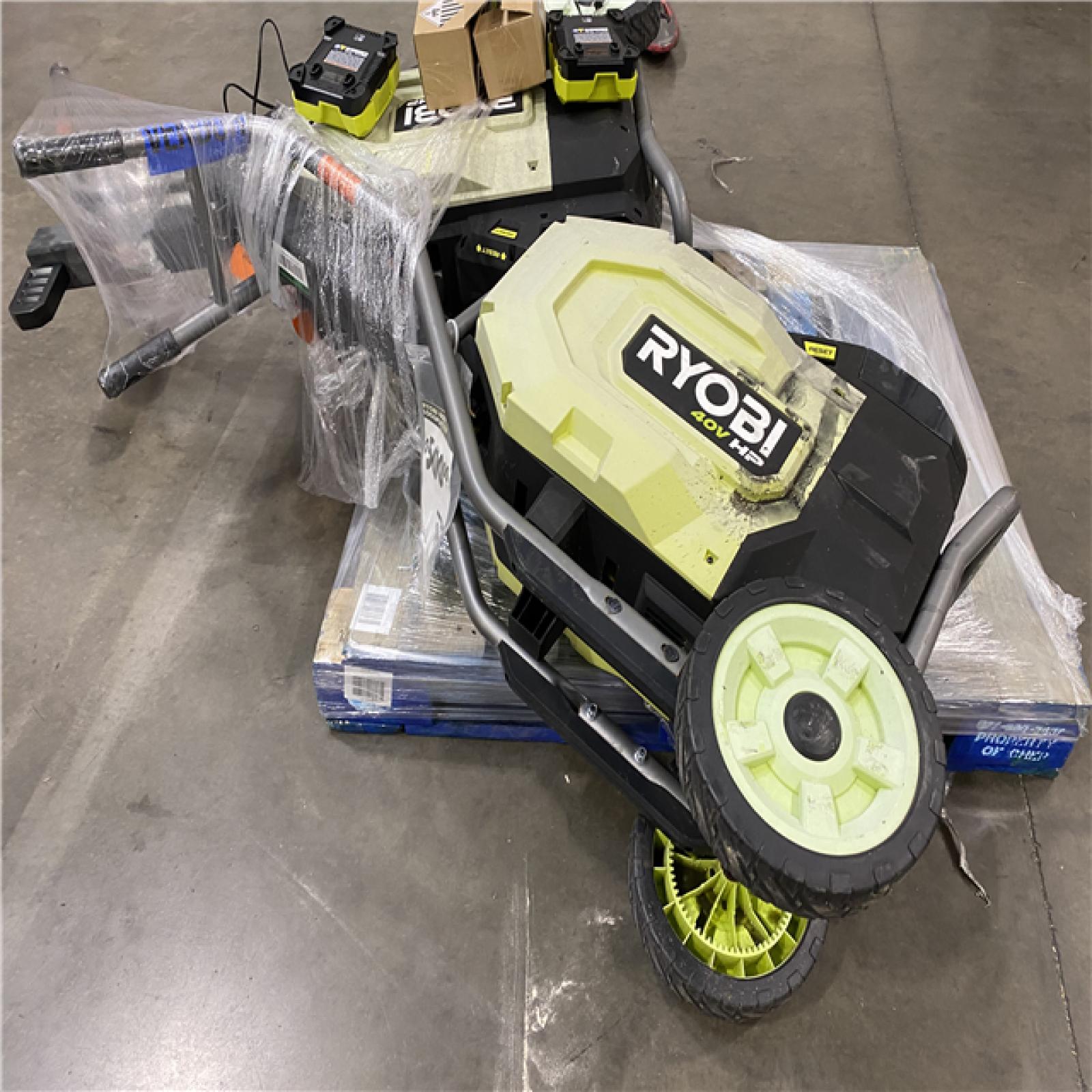 Dallas Location - As-Is RYOBI 40V HP Brushless 12-Ton Kinetic Battery Electric Log Splitter Kit - 4.0Ah Battery and Charger Included(Lot Of 2)