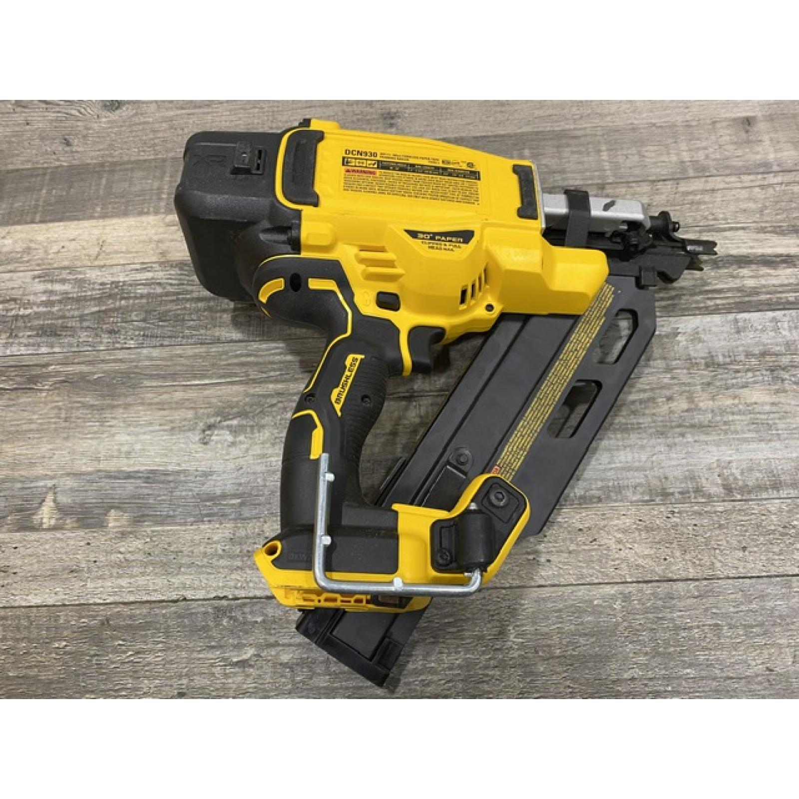 AS-IS DEWALT 20V 30 Degree Cordless Framing Nailer (Tool-Only)