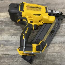 AS-IS DEWALT 20V 30 Degree Cordless Framing Nailer (Tool-Only)