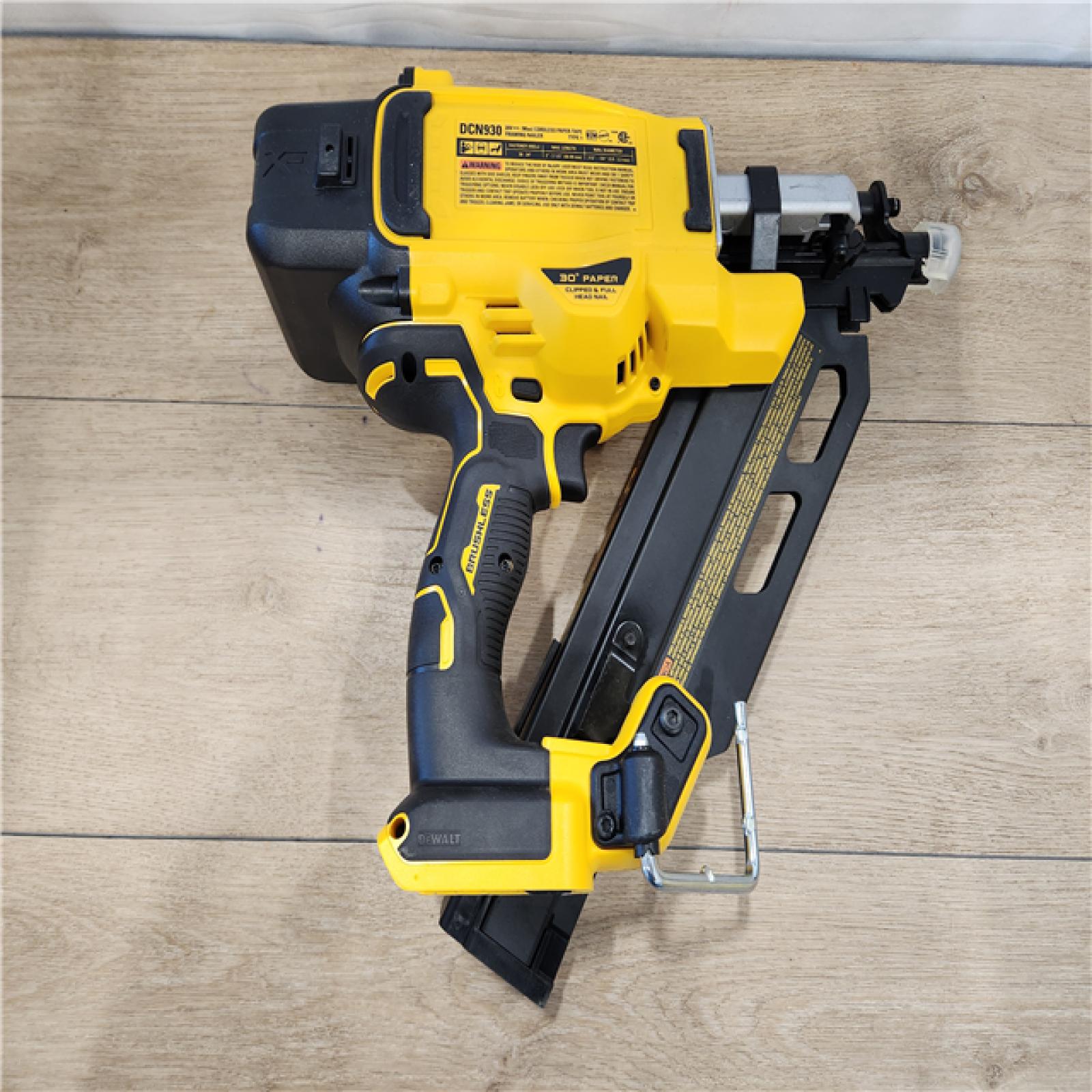 AS-IS- DEWALT 20-Volt 30° Cordless Framing Nailer (Tool-Only)