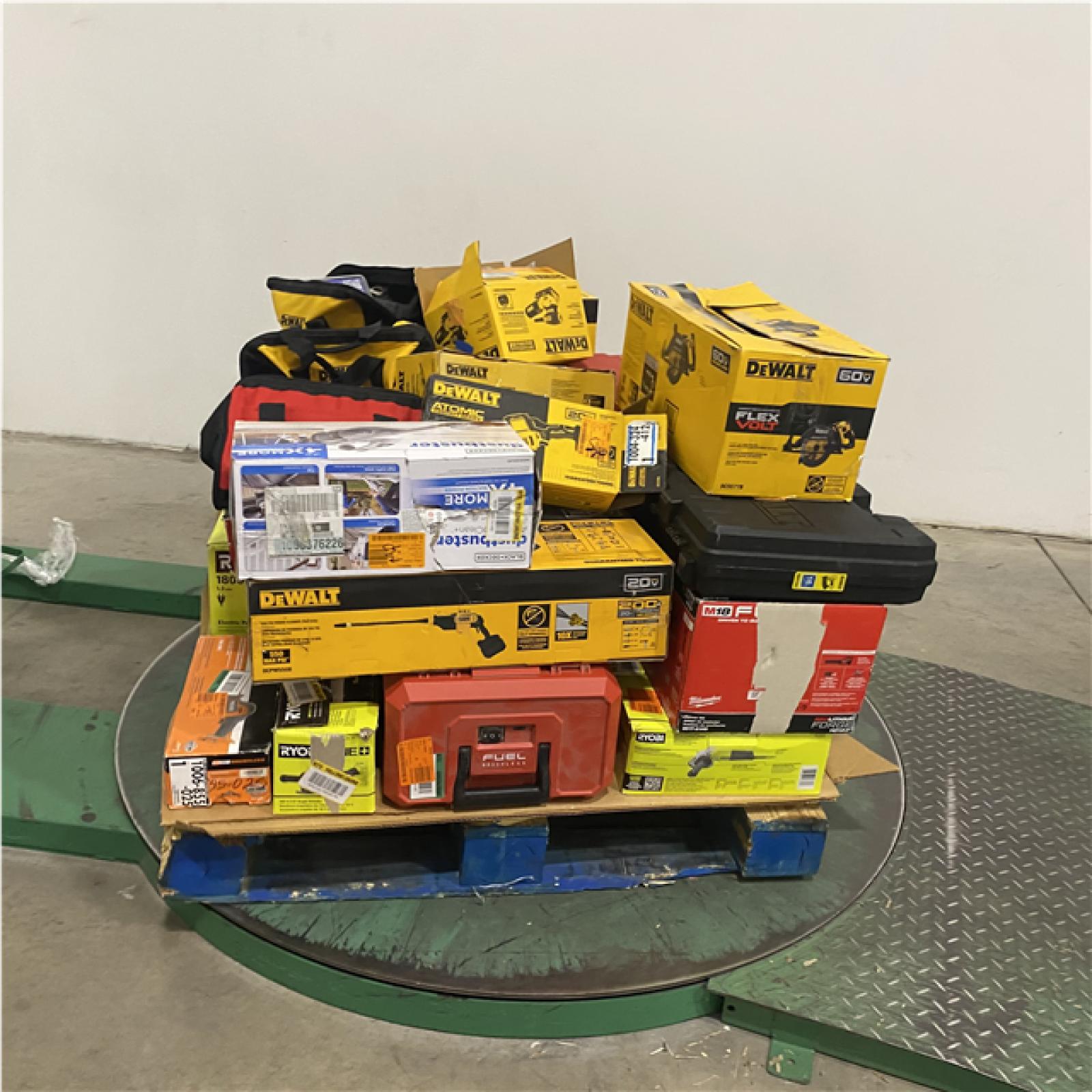 Dallas Location - As-Is Tool Pallet