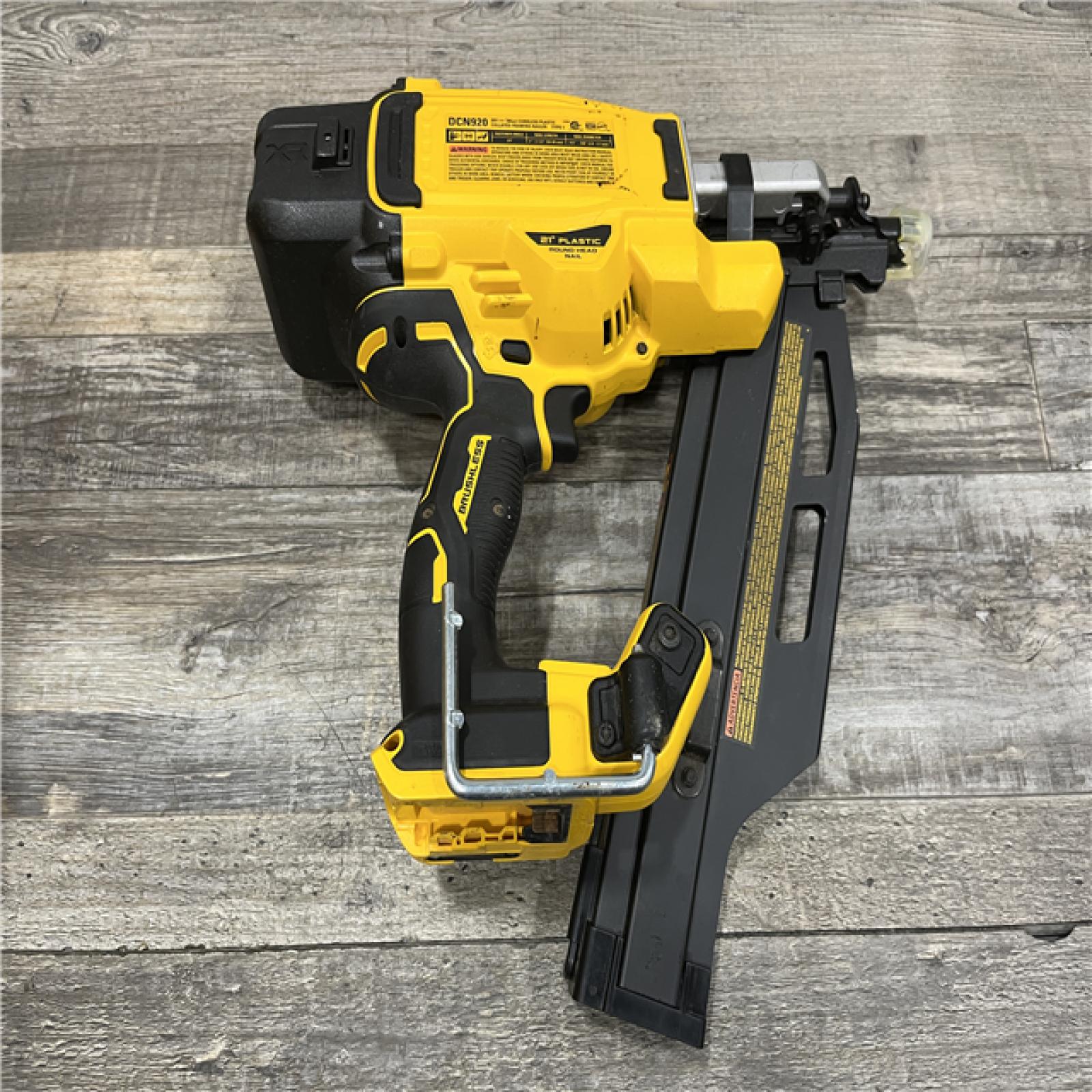 AS-IS DEWALT 20-Volt 21° Cordless Framing Nailer (Tool-Only)