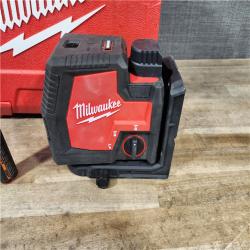 HOUSTON LOCATION - AS-IS Milwaukee Green 100 ft. Cross Line and Plumb Points Rechargeable Laser Level Kit