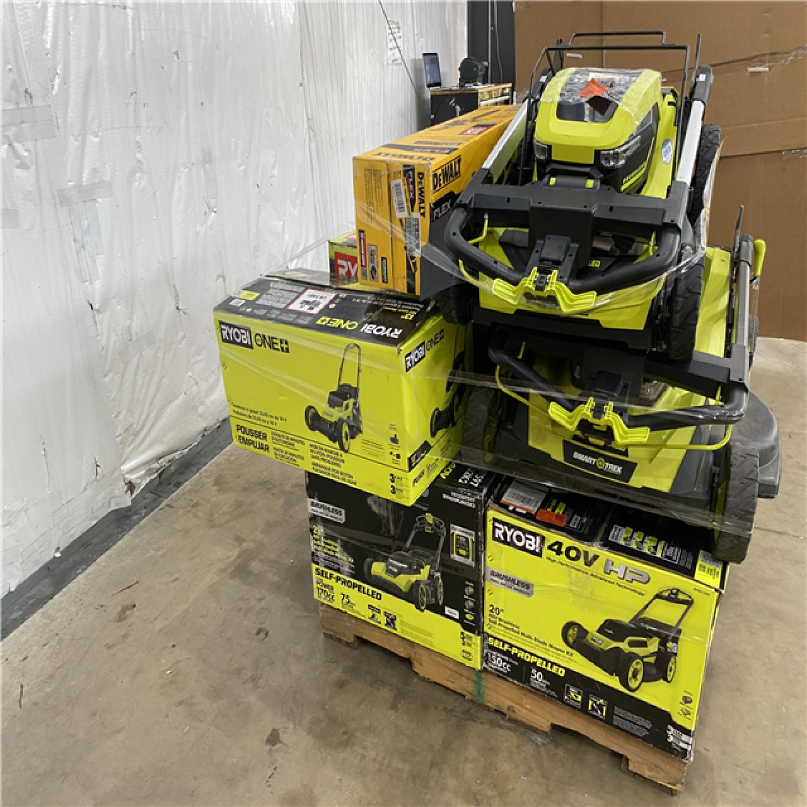 Houston Location AS IS - Tool Pallet