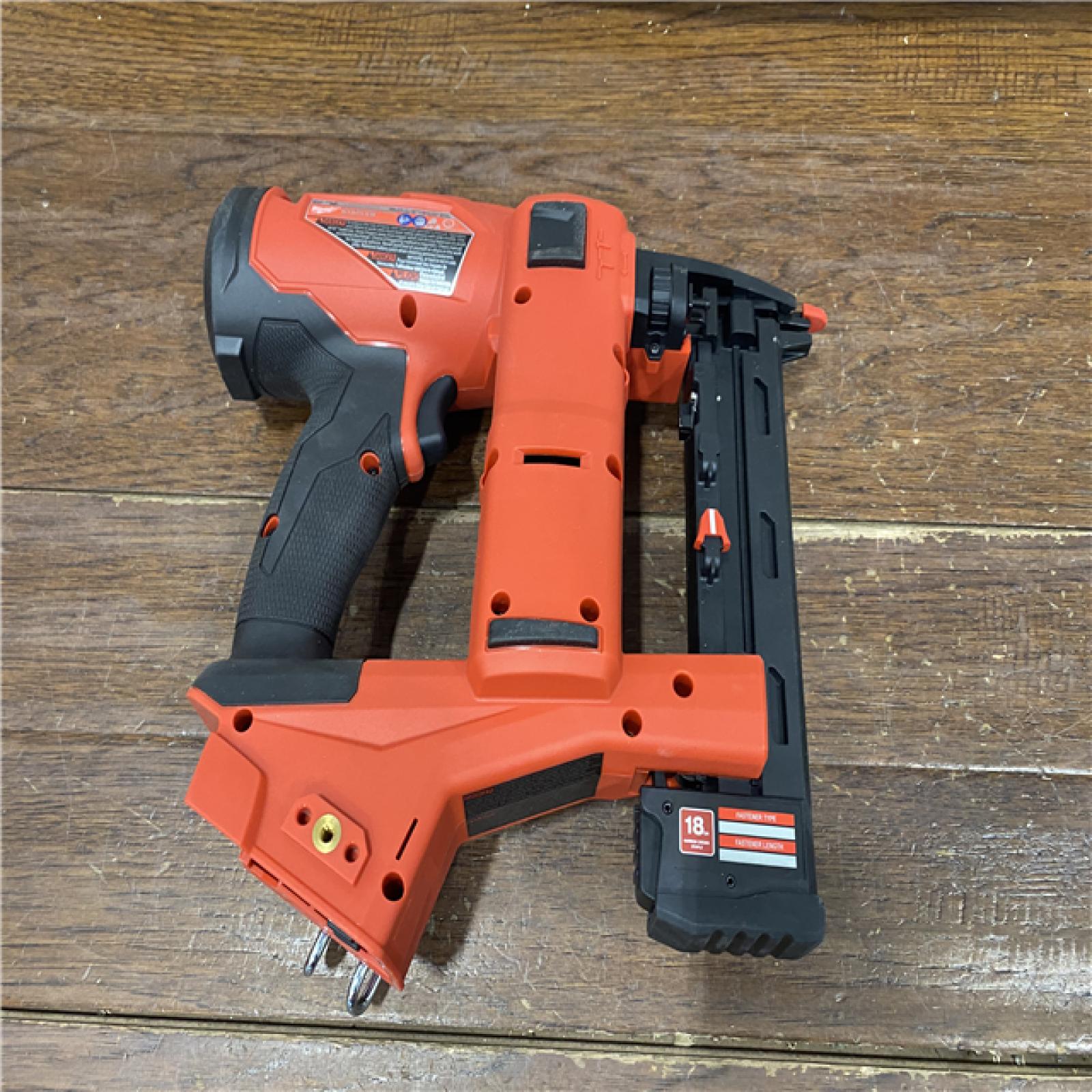 AS-IS MILWAUKEE M18 FUEL 18-Volt Lithium-Ion Brushless Cordless 18-Gauge 1/4 in. Narrow Crown Stapler (Tool-Only)