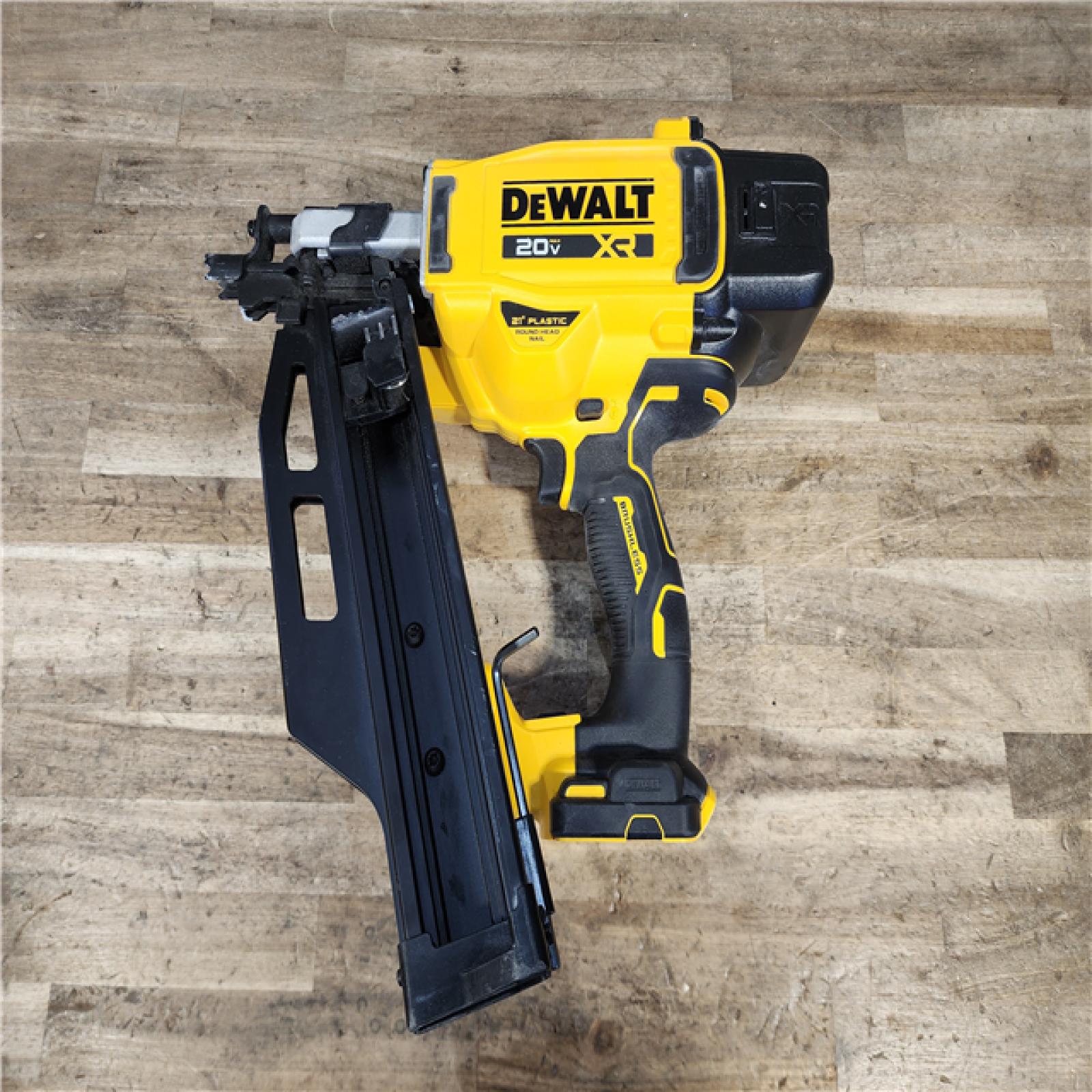 HOUSTON LOCATION - AS-IS DEWALT 20-Volt 21° Cordless Framing Nailer (Tool-Only)