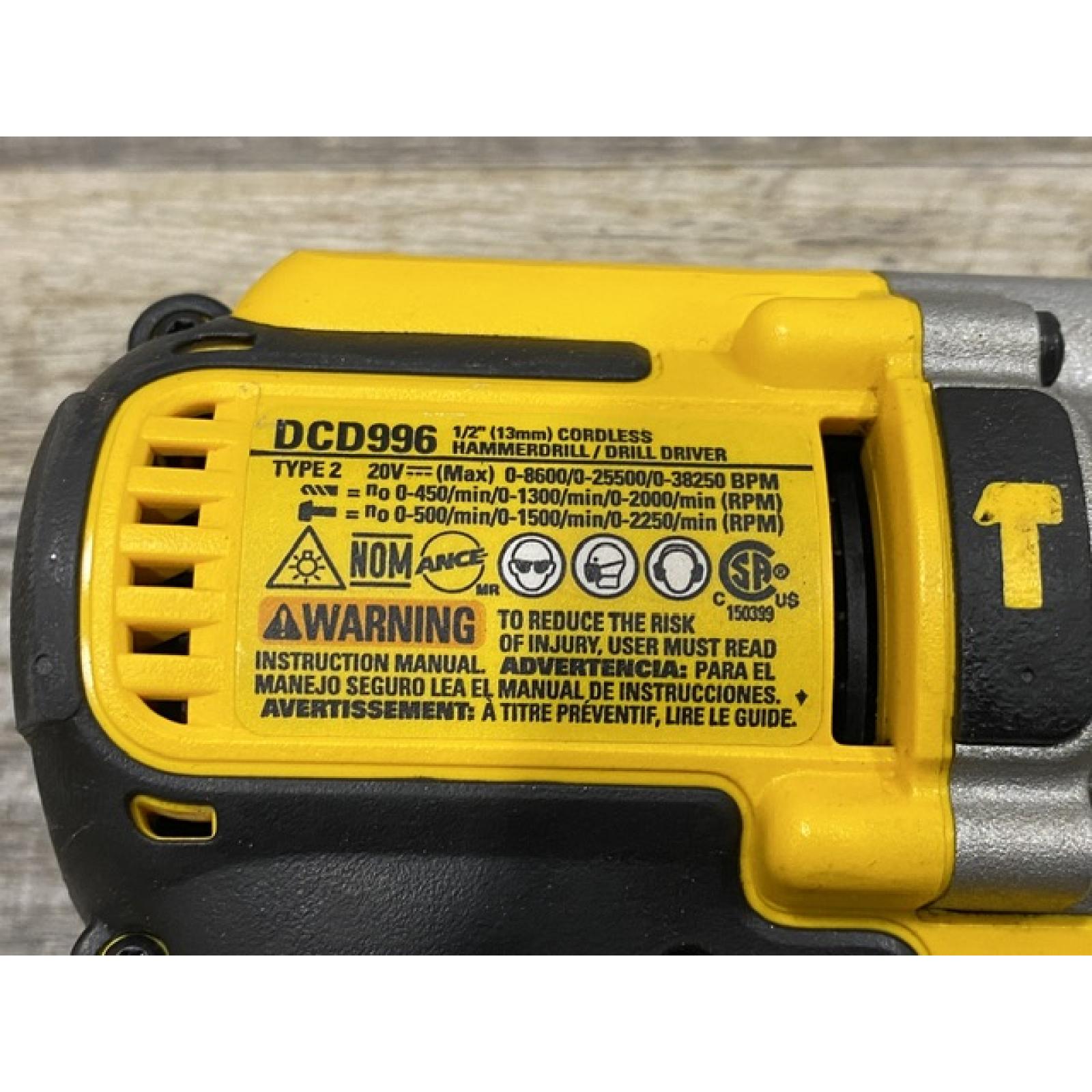 AS-IS DEWALT 20V MAX XR Cordless Brushless 3-Speed 1/2 in. Hammer Drill Kit