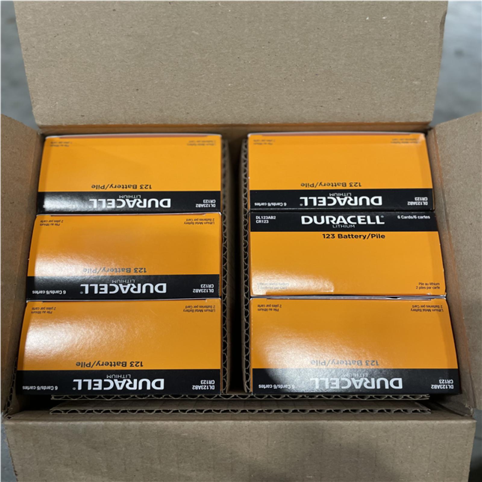 DALLAS LOCATION- NEW! DURACELL CR123 3-Volt High Power Lithium Battery (2 Pack) (72 BATTERIES TOTAL)