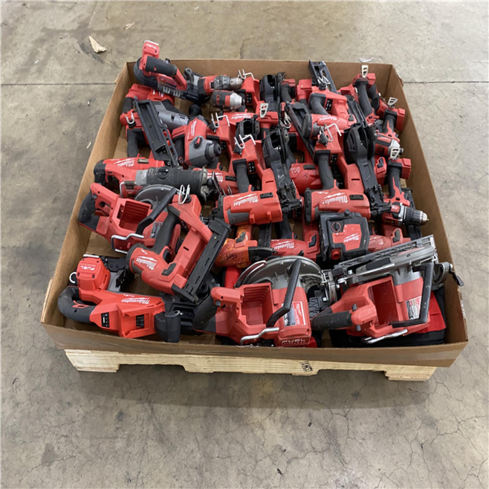 Houston Location AS IS - Tool Pallet