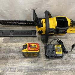 AS-IS DEWALT 60V MAX FLEXVOLT Lithium-Ion Brushless Cordless 16 Chainsaw Kit