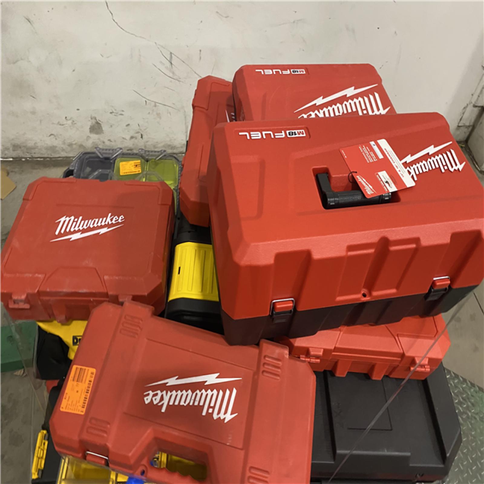 Dallas Location - As-Is Empty Case & Bag Pallet