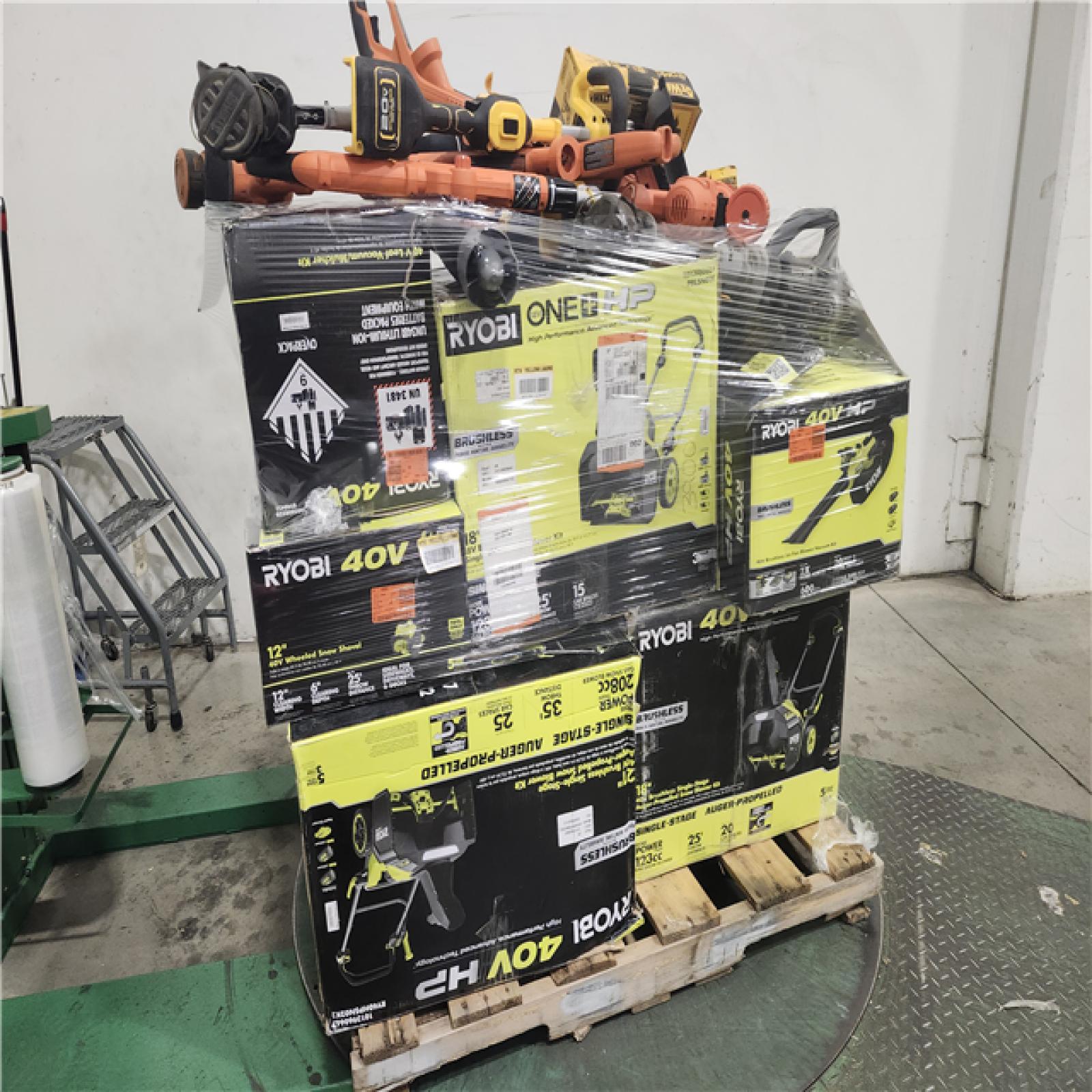 Dallas Location - As-Is Tool Pallet