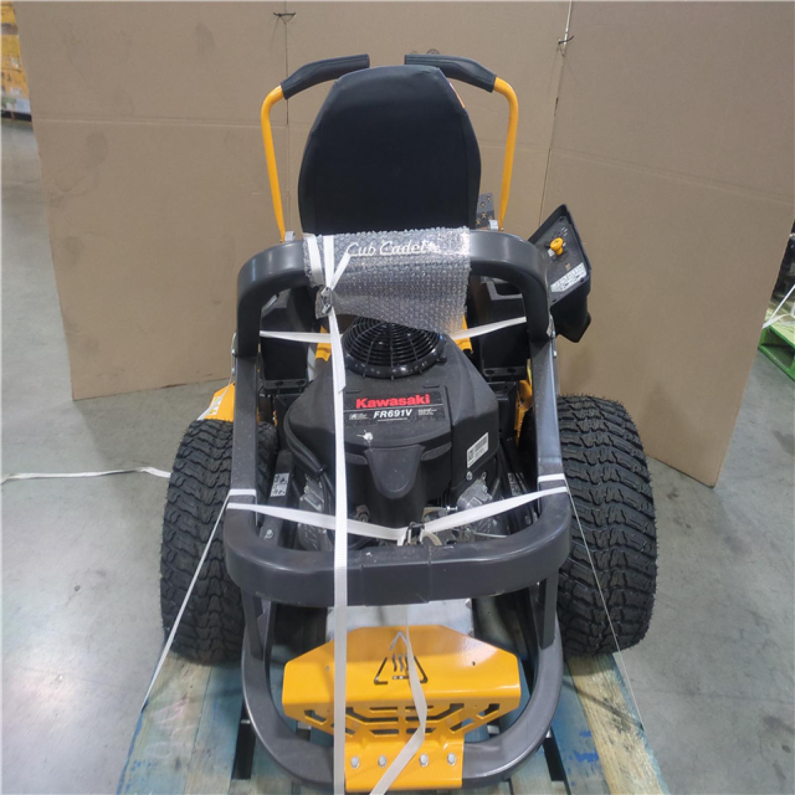 CALIFORNIA AS-IS CUB CADET SITDOWN LAWNMOWER
