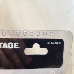 NEW- Milwaukee M18 REDLITHIUM XC 5.0Ah Battery & Charger Starter Kit