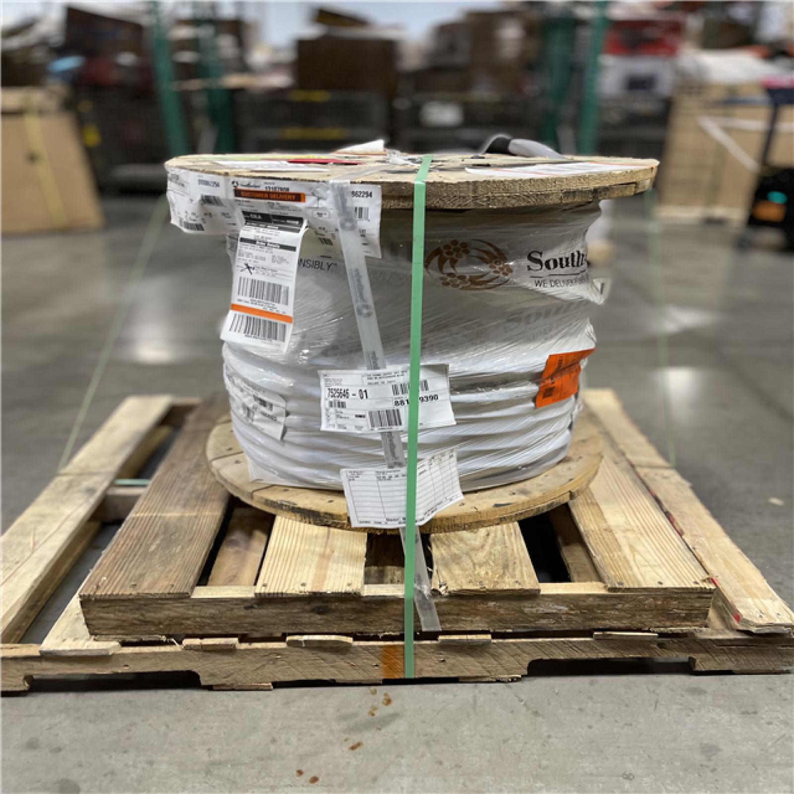 DALLAS LOCATION - Southwire 250 ft. 4/0-4/0-4/0-2/0 Gray Stranded AL SER Cable