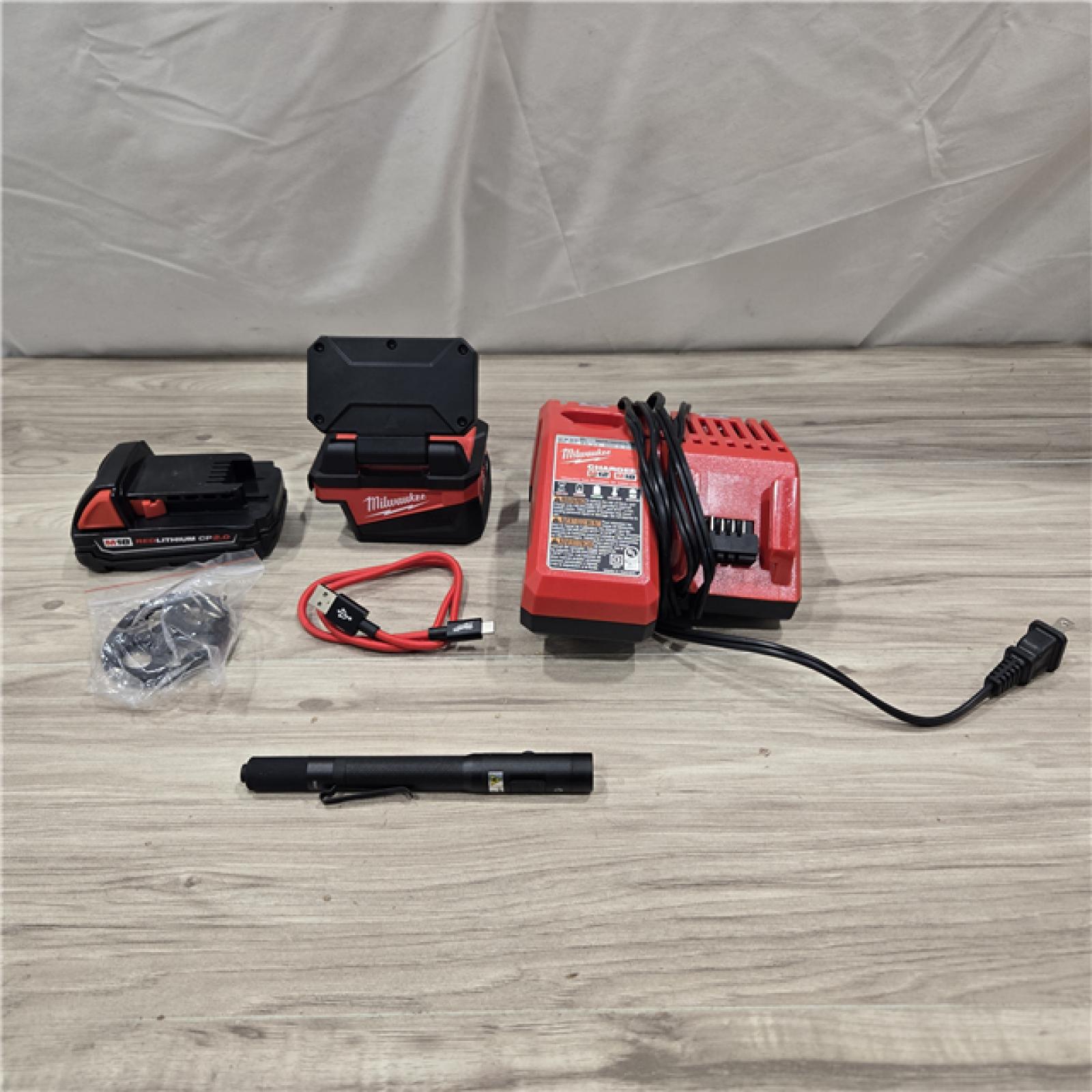 AS-IS Milwaukee M18 18V Cordless ROVER Flood Light/ Pen Kit