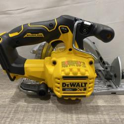 AS-IS DEWALT 20V MAX Cordless Brushless 6-1/2 in. Sidewinder Style Circular Saw (Tool Only)