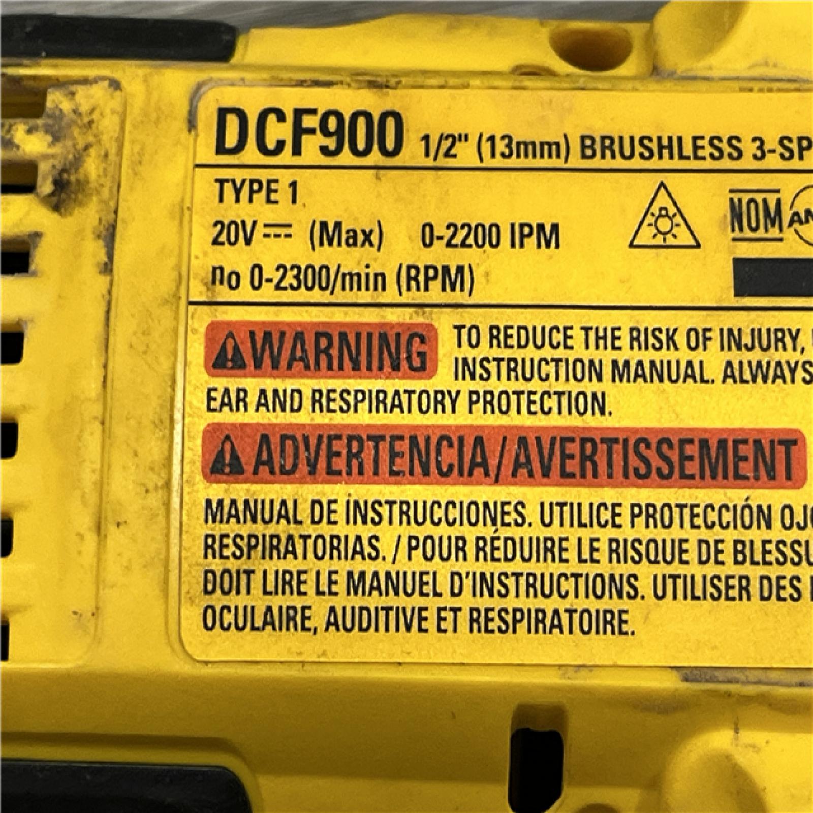AS-IS DEWALT 20V MAX Lithium-Ion Cordless 1/2 in. Impact Wrench Kit