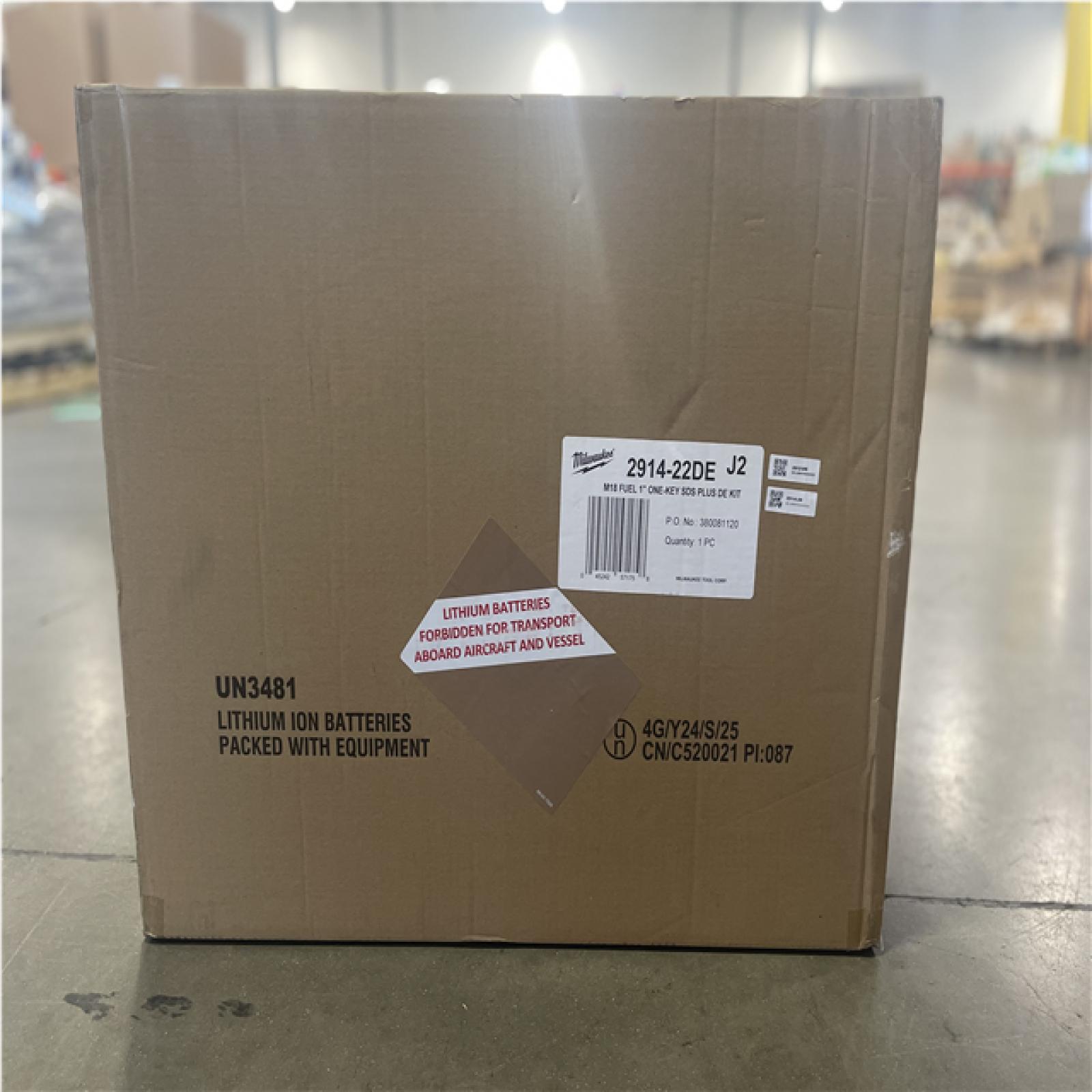 DALLAS LOCATION- NEW!- Milwaukee M18 18V Cordless 1 in. SDS-Plus Rotary Hammer Kit