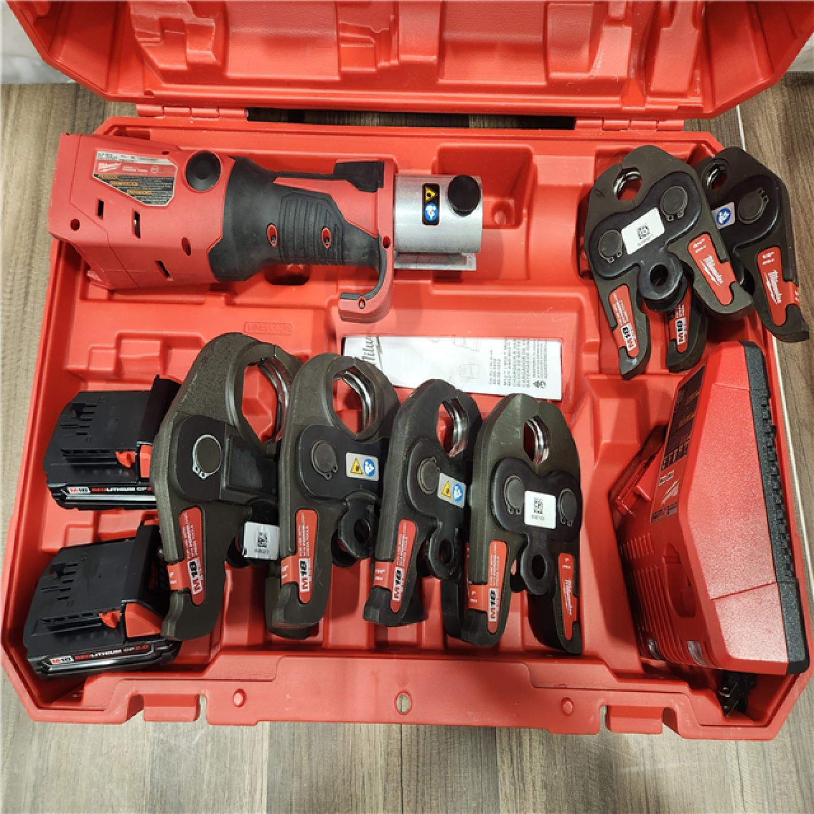 AS-IS- Milwaukee M18 Force Logic ONE KEY Press Tool 1/2-2 Kit