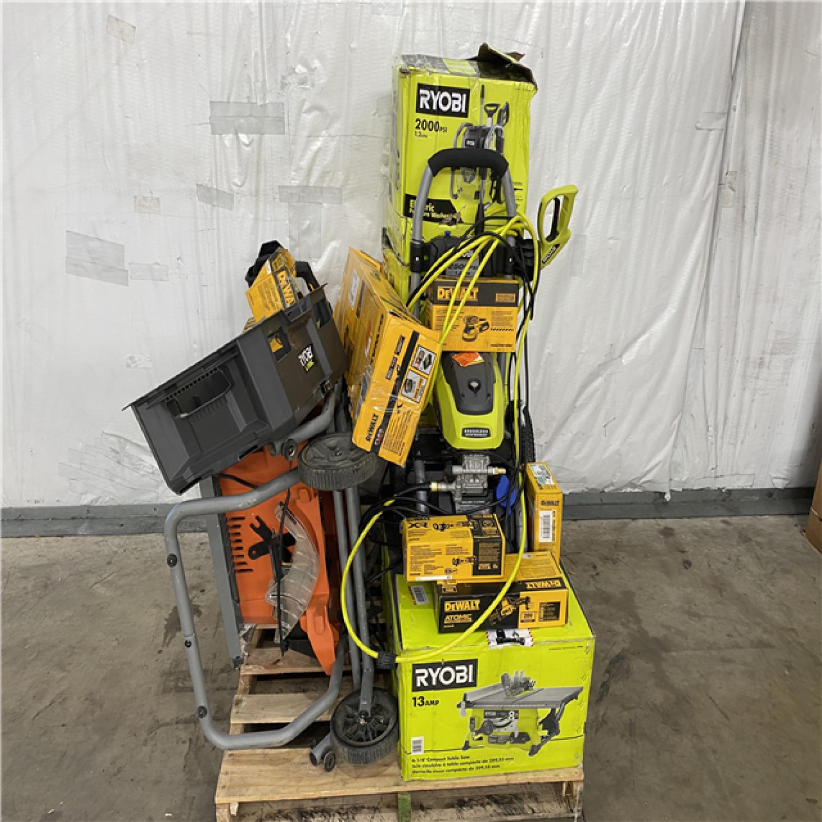 Houston Location AS IS - Tool Pallet