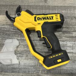 AS-IS DEWALT 20V MAX Cordless Pruner Kit