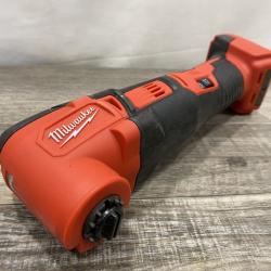 AS-IS Milwaukee 18V Lithium-Ion Cordless Oscillating Multi-Tool (Tool-Only)