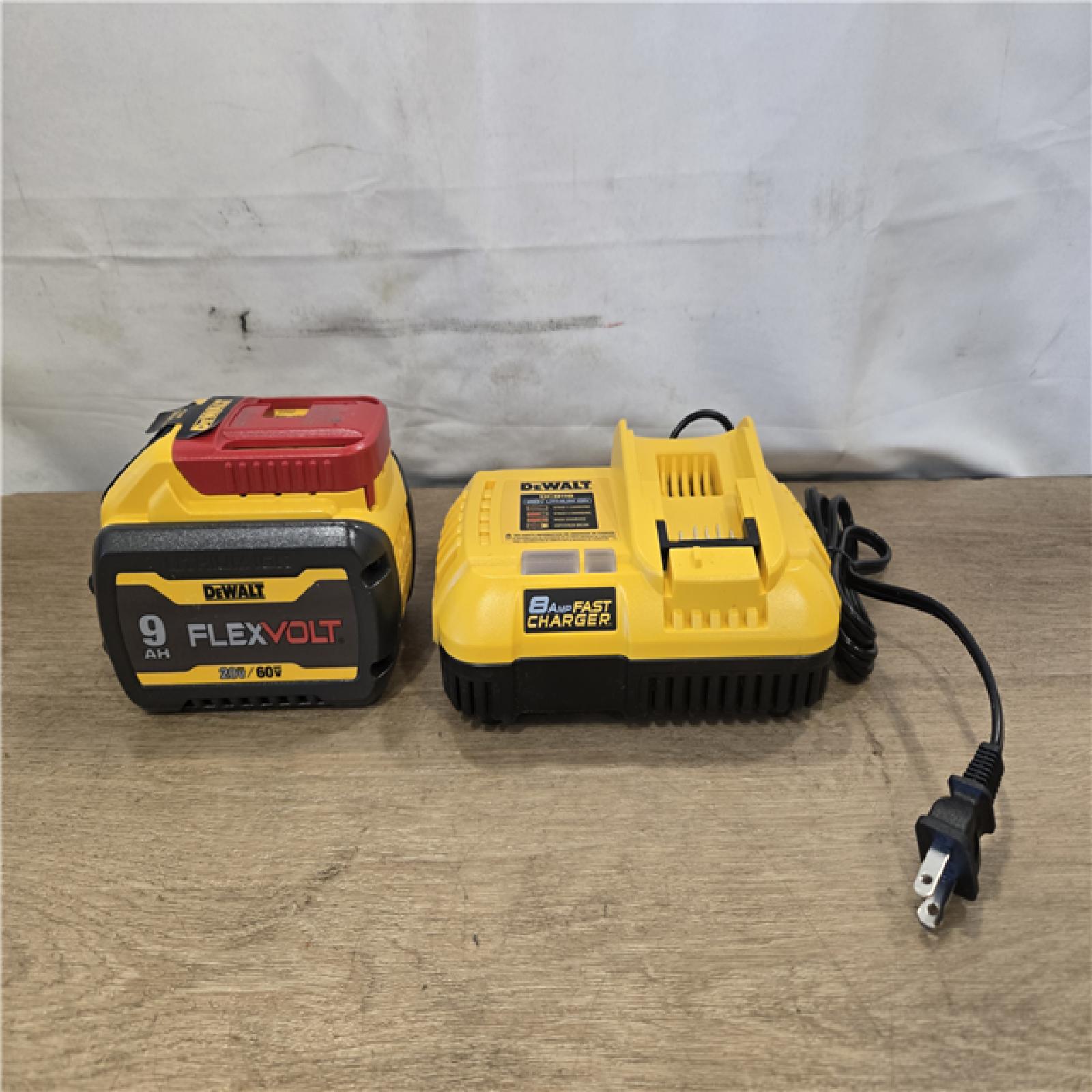 AS-IS DEWALT 20V/60V MAX FLEXVOLT Lithium-Ion 9.0Ah Battery and Charger Starter Kit