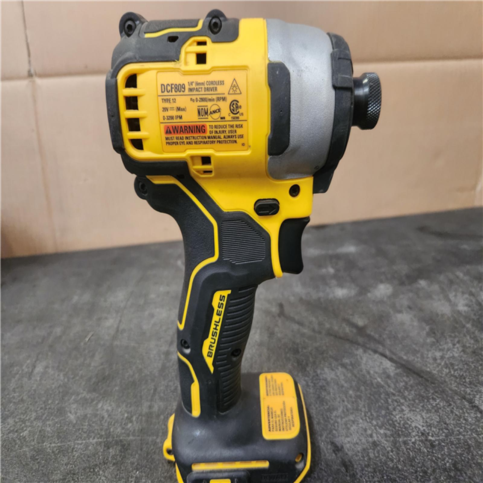 Phoenix LIKE NEW DEWALT ATOMIC 20V MAX Cordless Brushless Compact 1/4 in. Impact Driver (Tool Only)