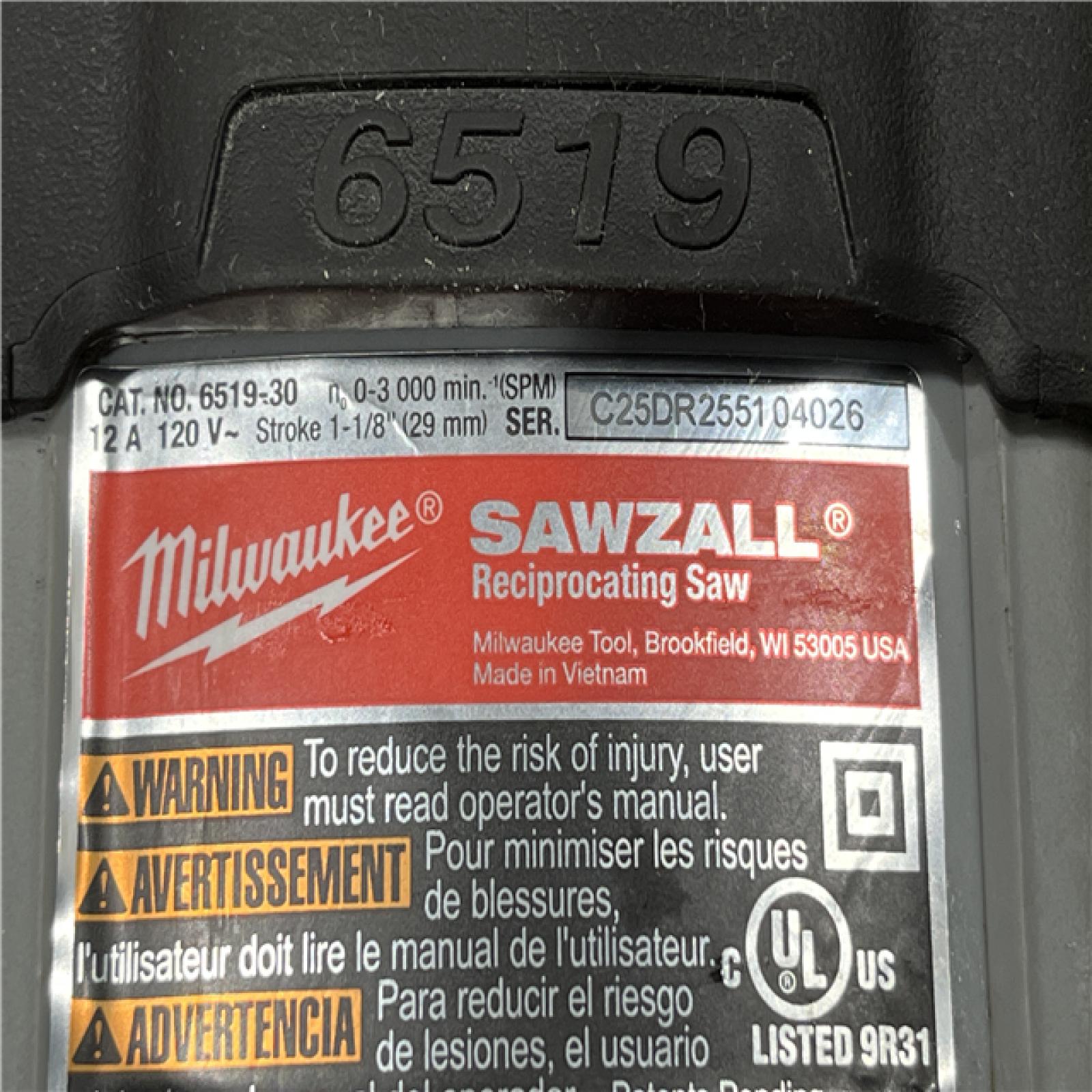 AS-IS Milwaukee 12 Amp SAWZALL Reciprocating Saw with Case