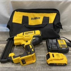 AS-IS DEWALT 20V MAX XR Lithium-Ion Cordless 18-Gauge Narrow Crown Stapler Kit