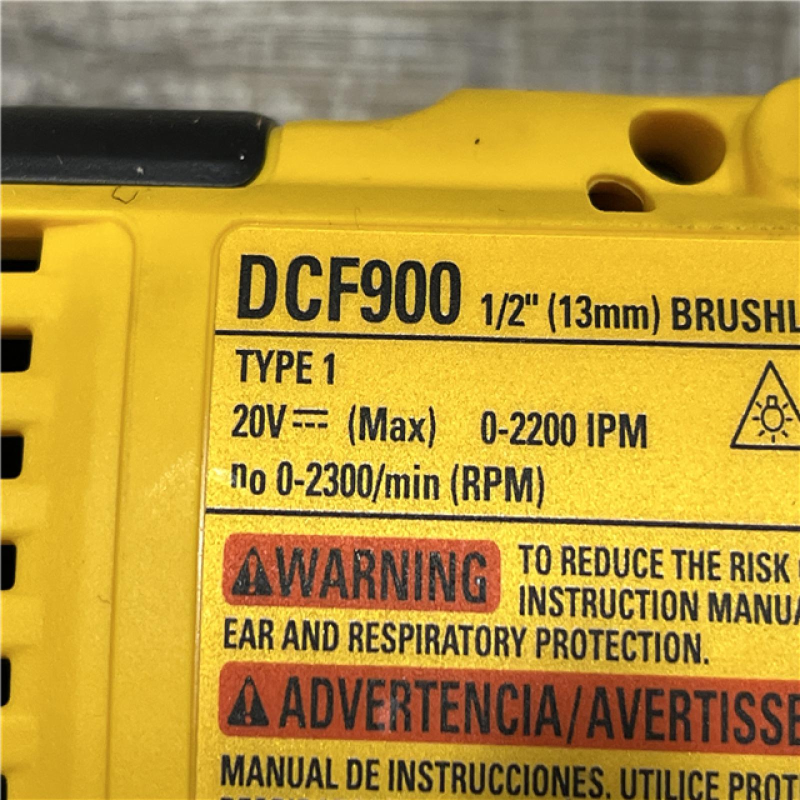 AS-IS DEWALT 20V MAX Lithium-Ion Cordless 1/2 in. Impact Wrench Kit