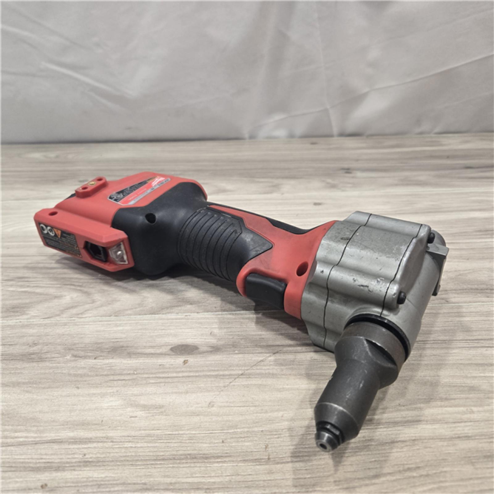 AS-IS Milwaukee M12 12V Cordless Rivet Tool (Tool-Only)