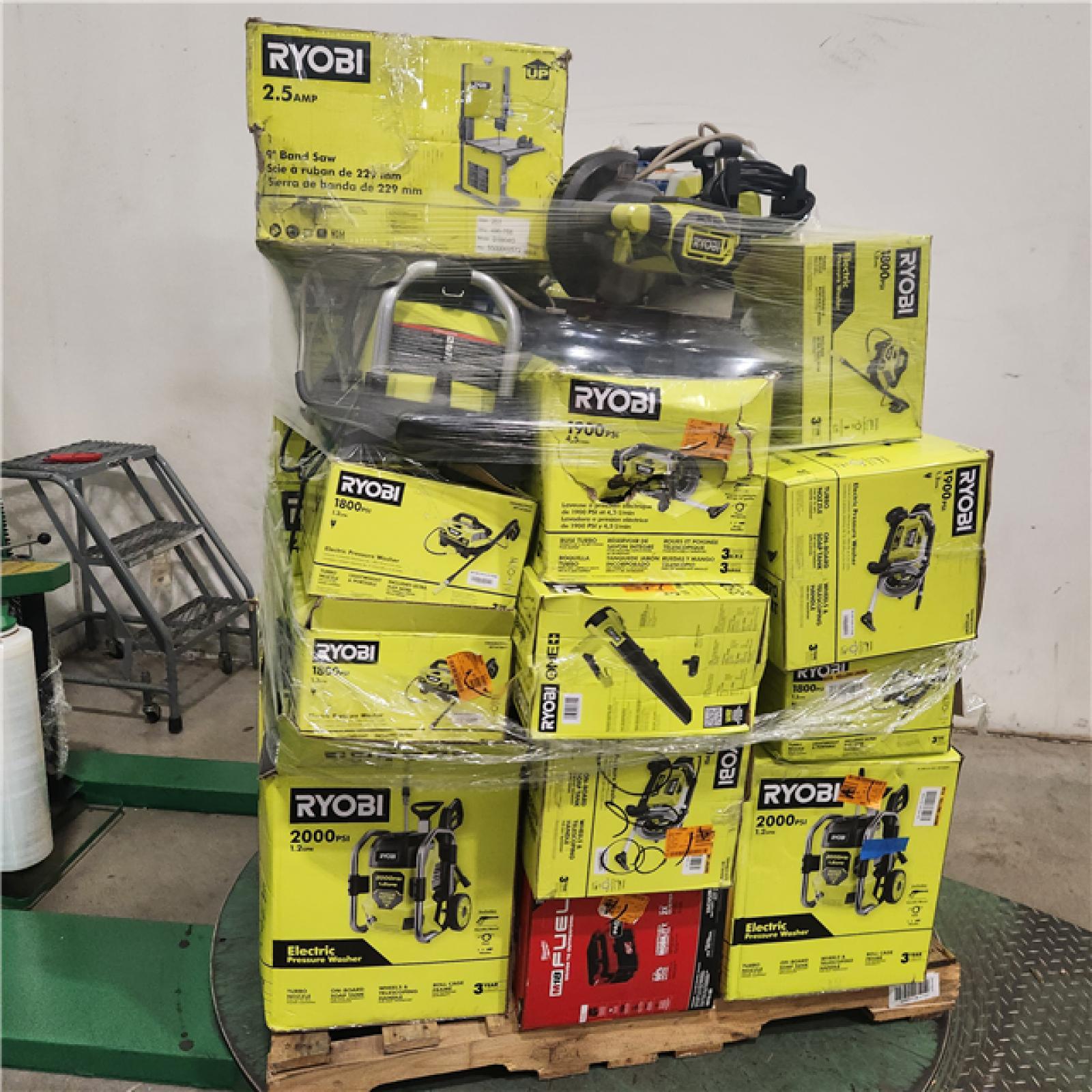 Dallas Location - As-Is Tool Pallet