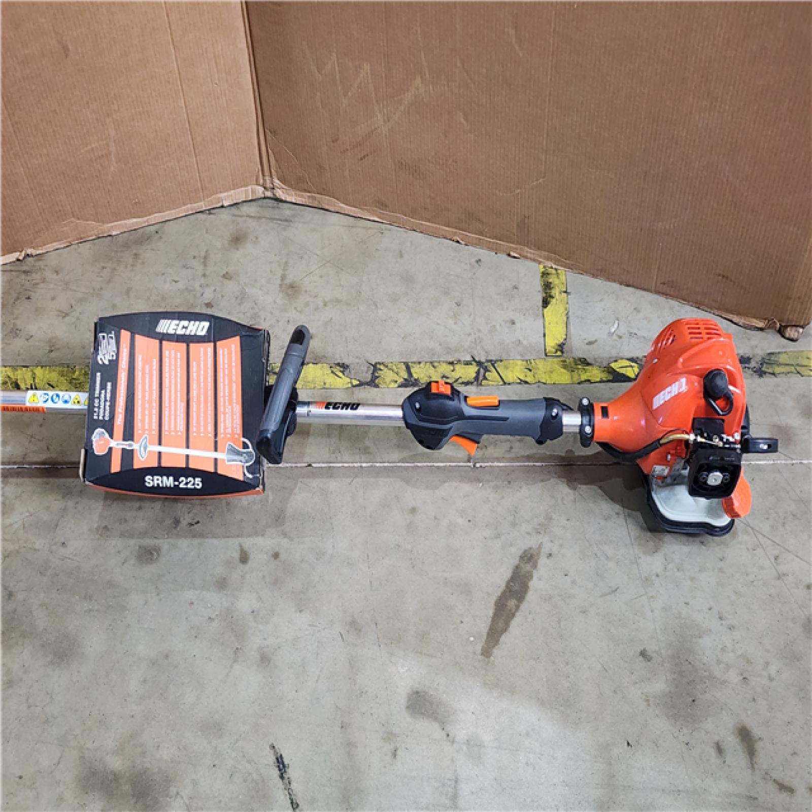 HOUSTON LOCATION - AS-IS Echo SRM-225 21.2cc 2 Stroke Fuel Efficient Durable Gas Straight Shaft Trimmer
