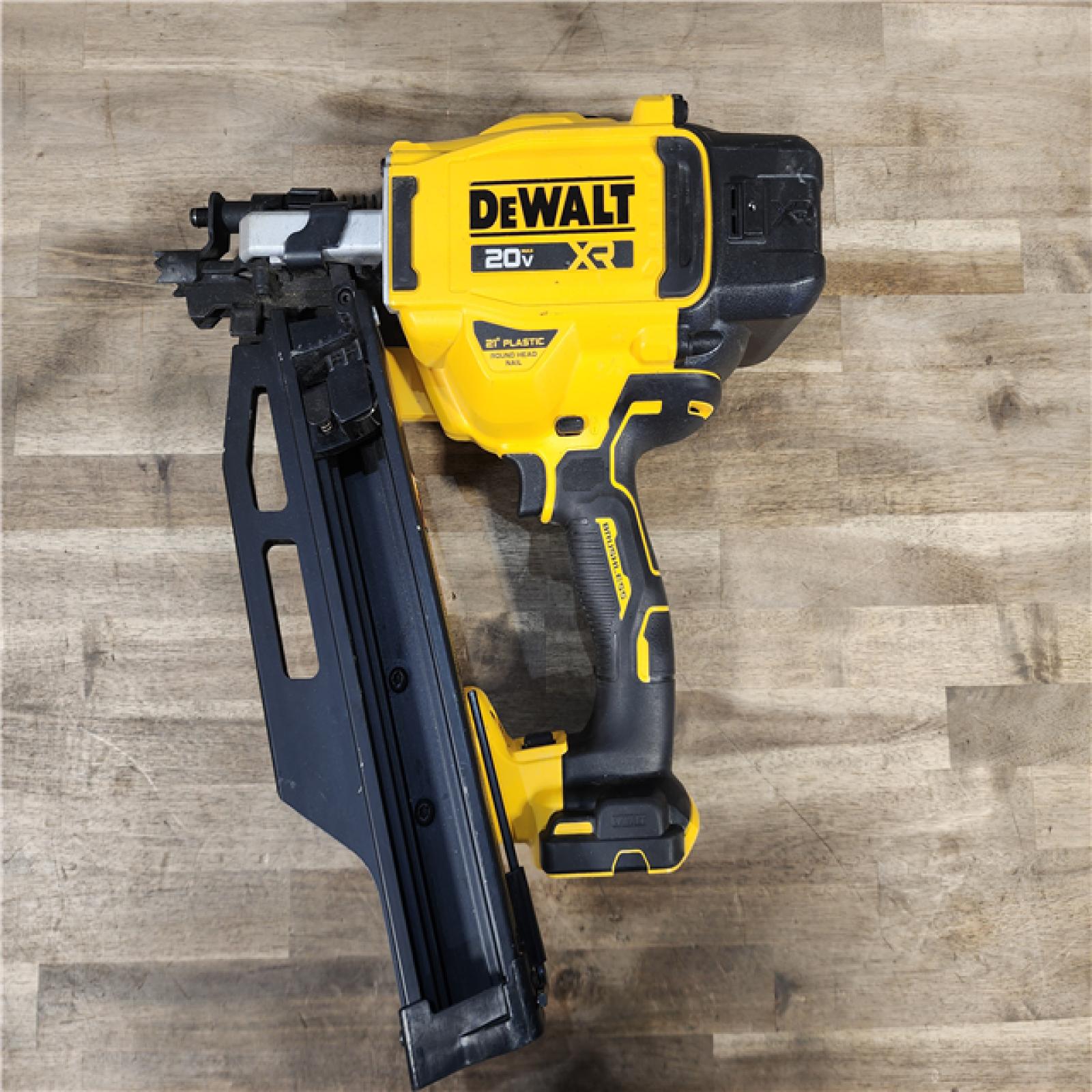 HOUSTON LOCATION - AS-IS DEWALT 20-Volt 21° Cordless Framing Nailer (Tool-Only)