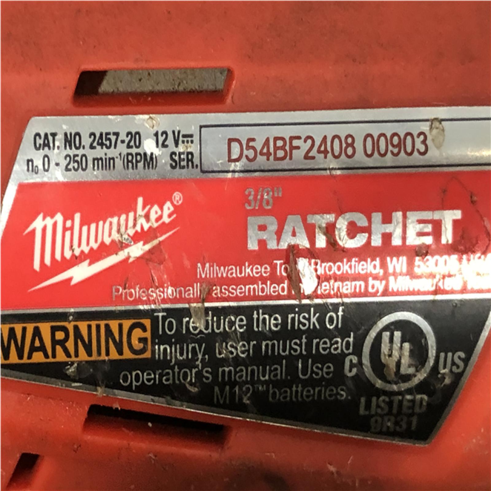 AS-IS Milwaukee 12V Lithium-Ion Cordless 3/8 in. Ratchet (Tool-Only)