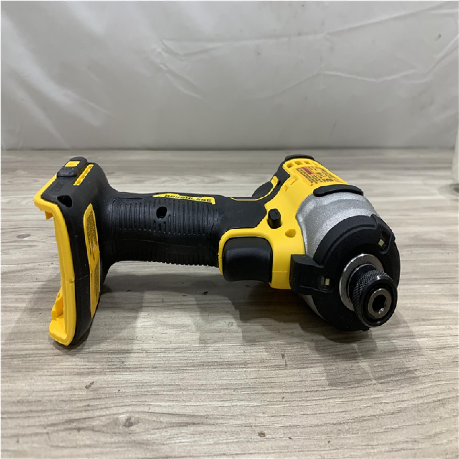AS-IS DEWALT Atomic 20V Max Lithium-Ion Brushless Cordless Compact 1/4 in. Impact Driver Kit