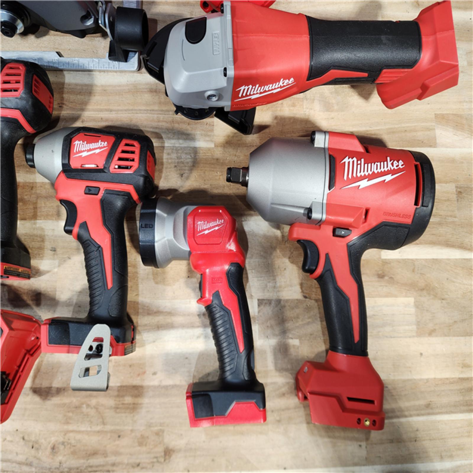 HOUSTON LOCATION - AS-IS M18 18-Volt Lithium-Ion Cordless Combo Kit 9-Tool with 2-Batteries  Charger and Tool Bag