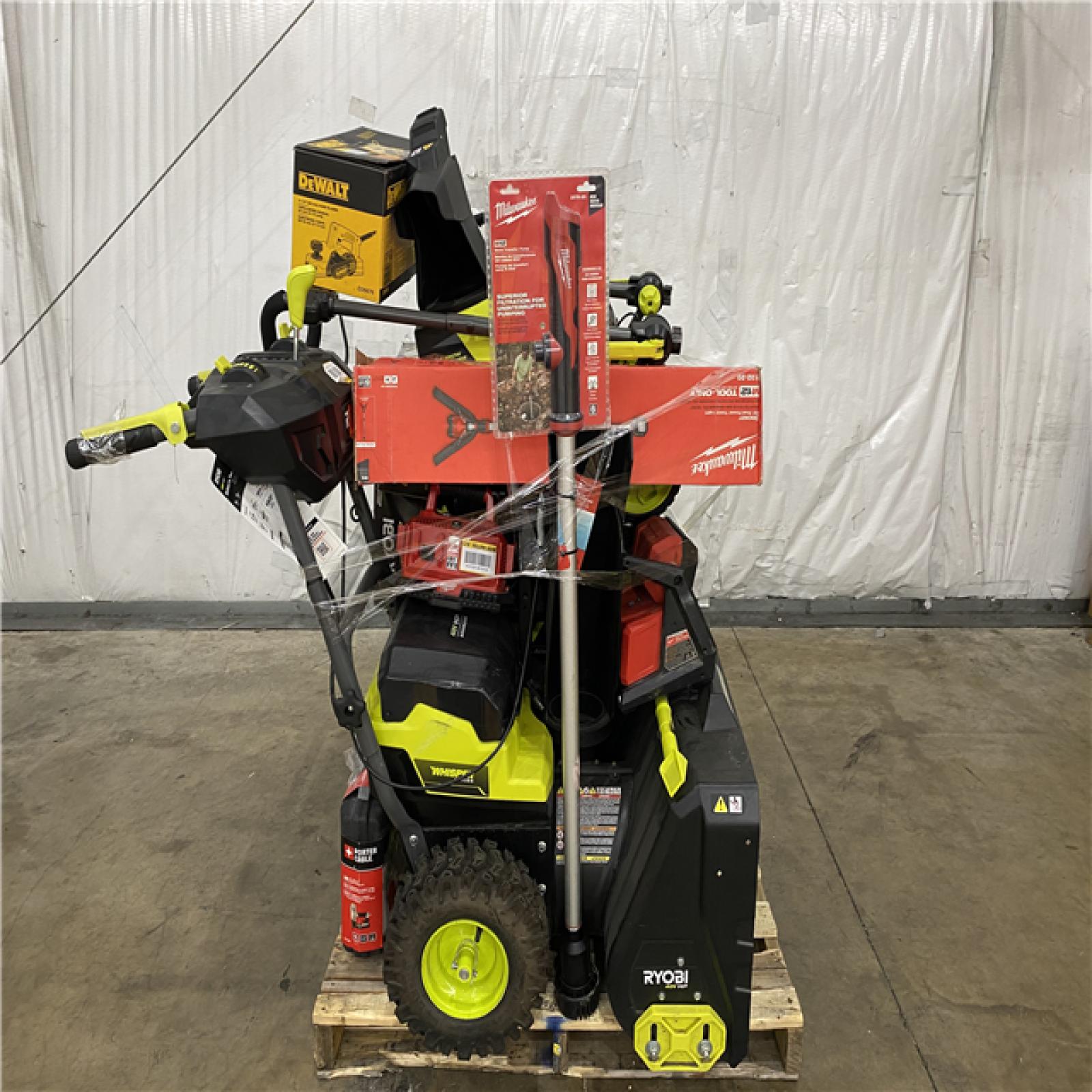 Houston Location AS IS - Tool Pallet