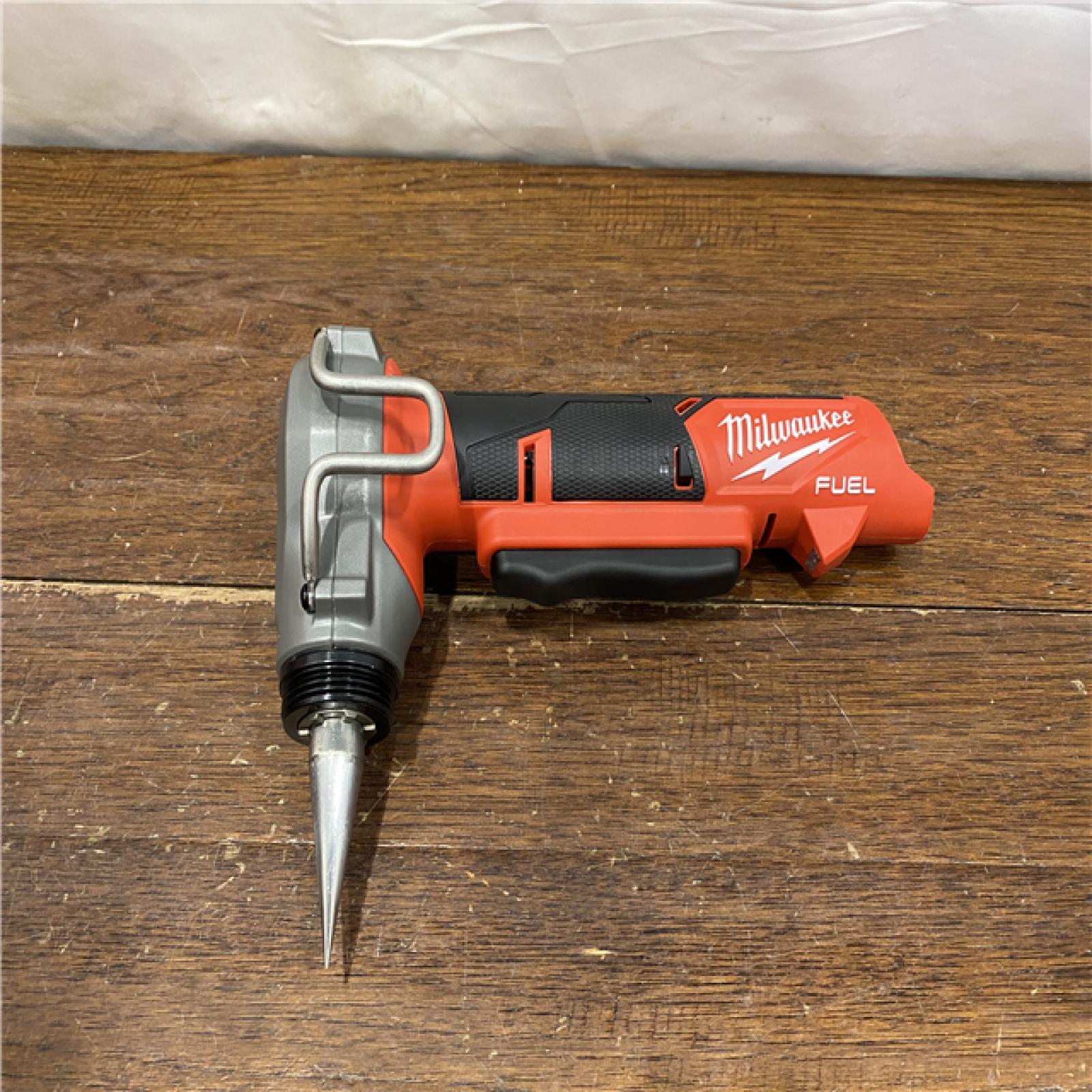 AS-IS MILWAUKEE M12 FUEL ProPEX Expander Tool with 1/2 in. - 1 in. RAPID SEAL ProPEX Expander Heads