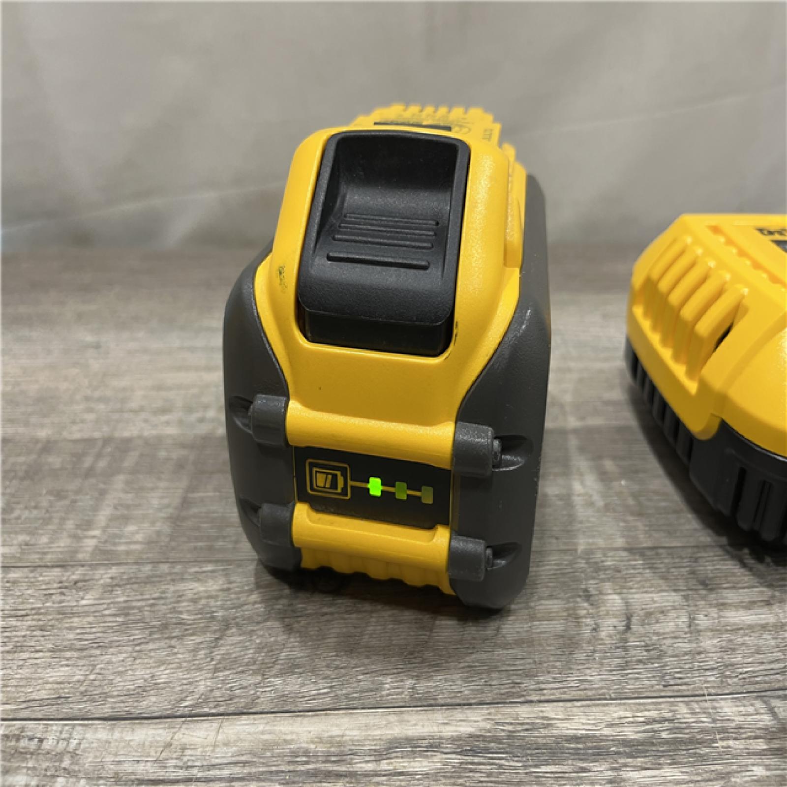 AS-IS DEWALT 20V/60V MAX FLEXVOLT Lithium-Ion 9.0Ah Battery and Charger Starter Kit