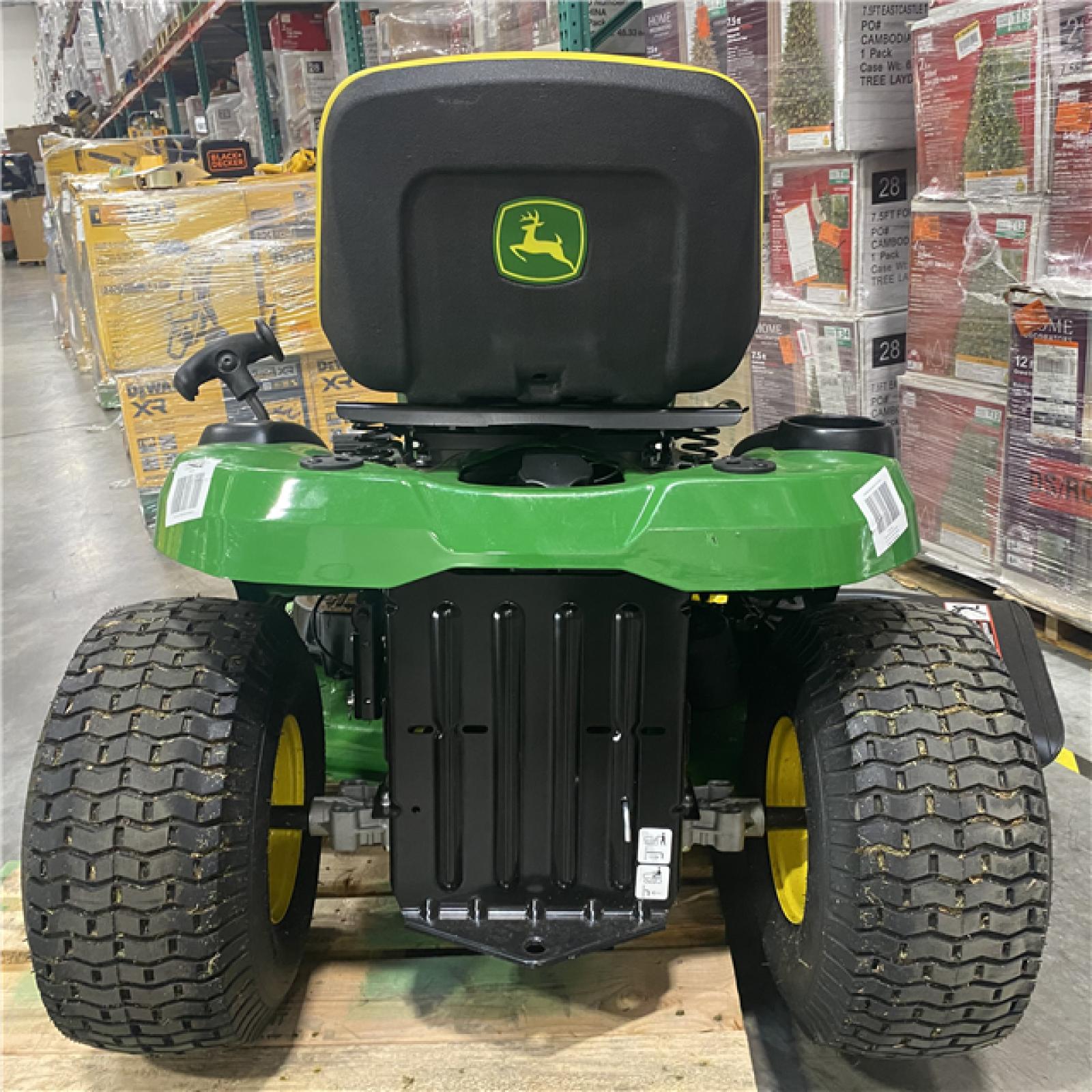 Dallas Location - As-Is John Deere S100 42-in Gas Lawn tractor