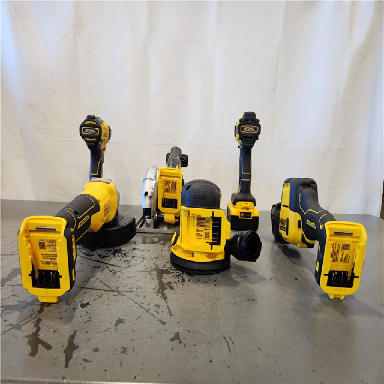 DEWALT 20V Lithium-Ion Cordless 6-Tool Combo Kit