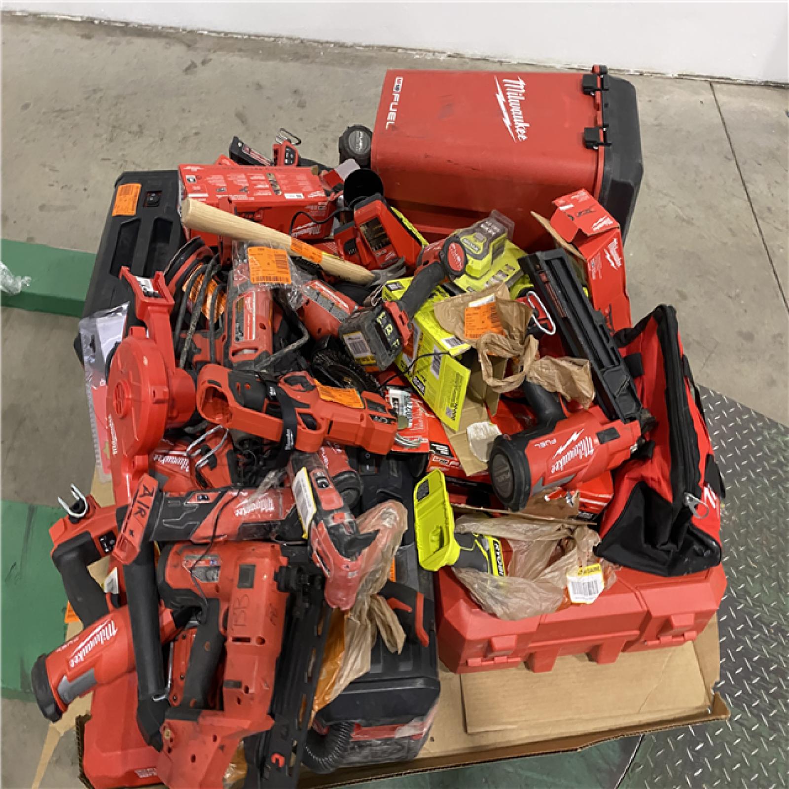 Dallas Location - As-Is Tool Pallet